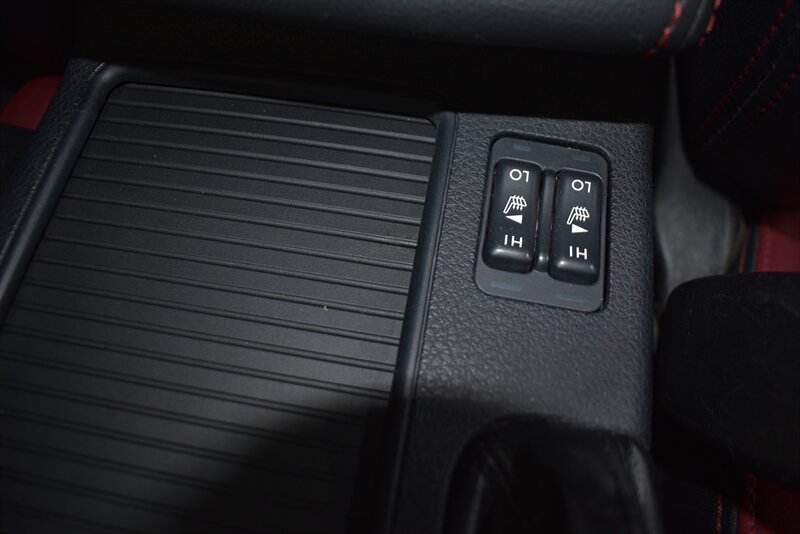2016 SUBARU WRX - Image 39