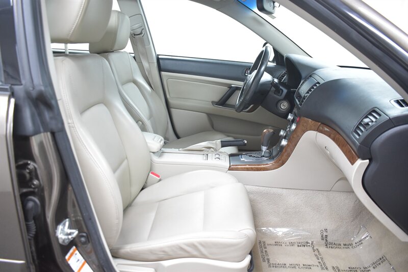 2008 SUBARU OUTBACK - Image 21