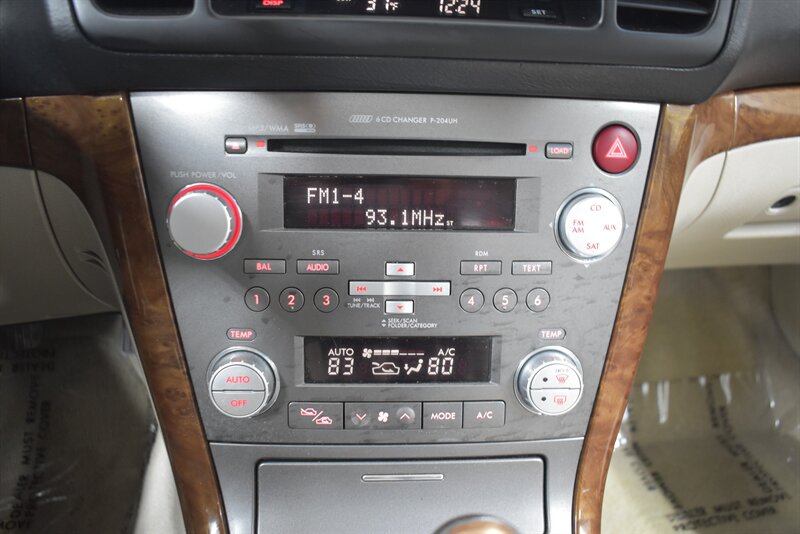 2008 SUBARU OUTBACK - Image 11