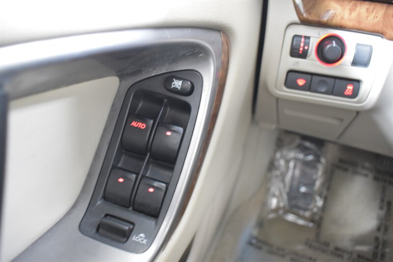 2008 SUBARU OUTBACK - Image 13