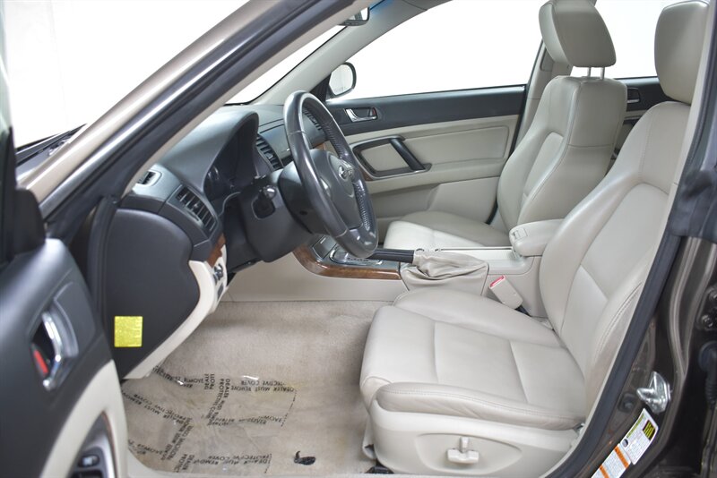 2008 SUBARU OUTBACK - Image 17