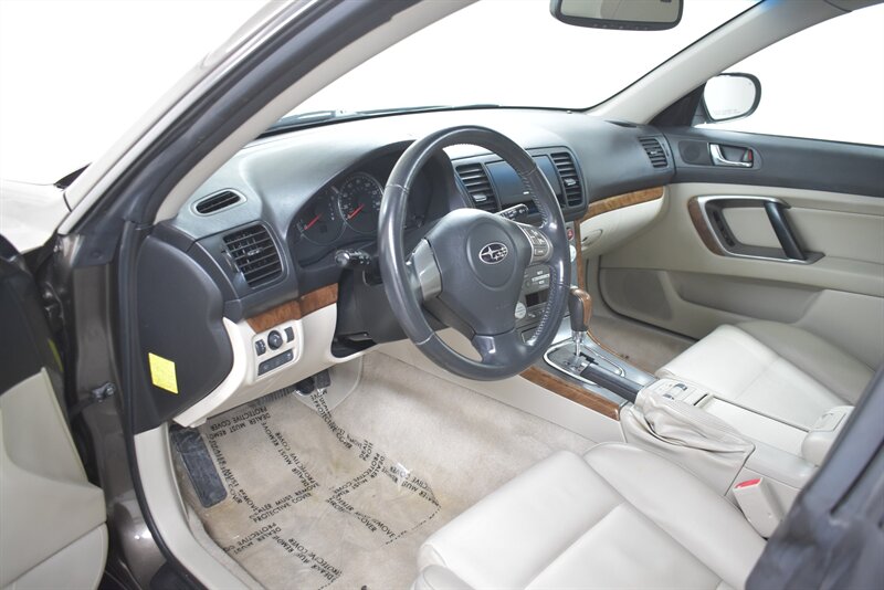 2008 SUBARU OUTBACK - Image 15