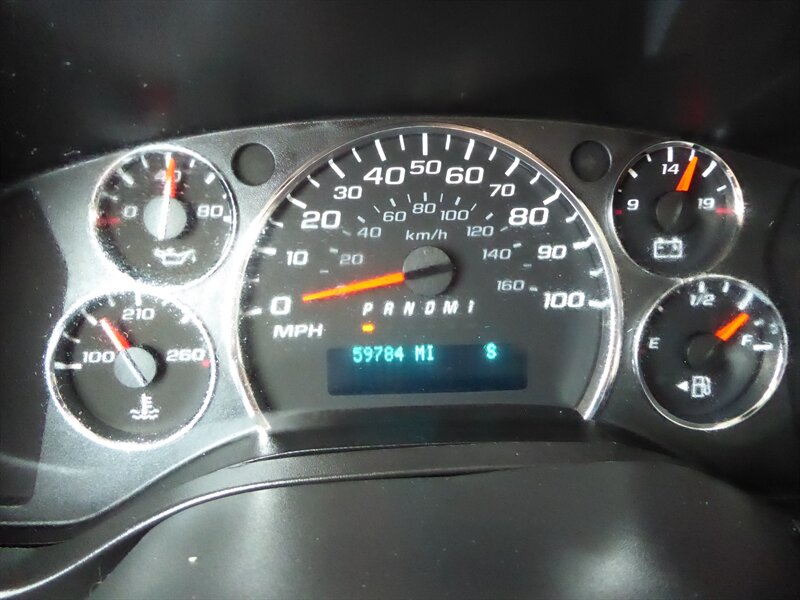 2017 CHEVROLET EXPRESS - Image 12