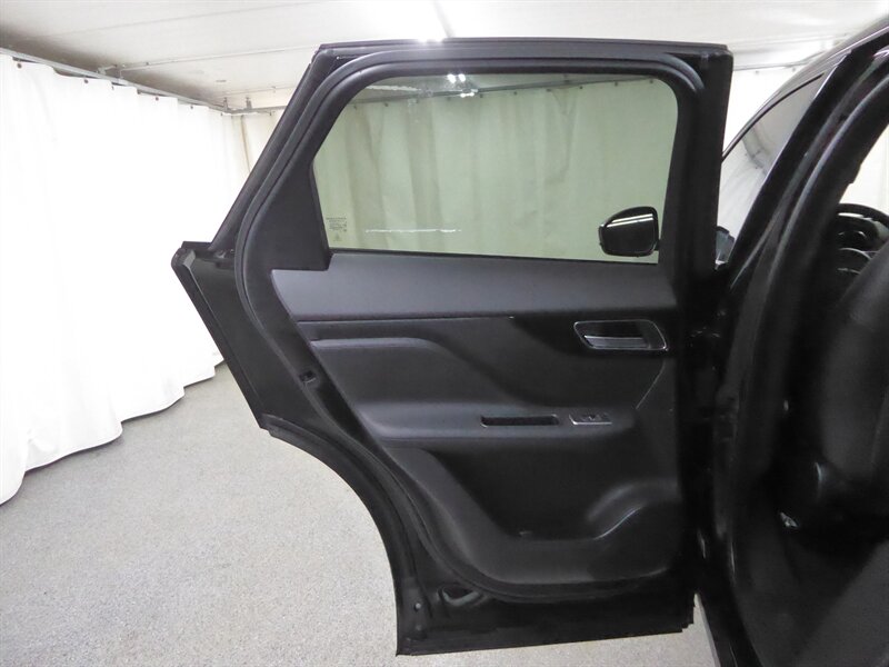 2020 JAGUAR F-PACE - Image 28