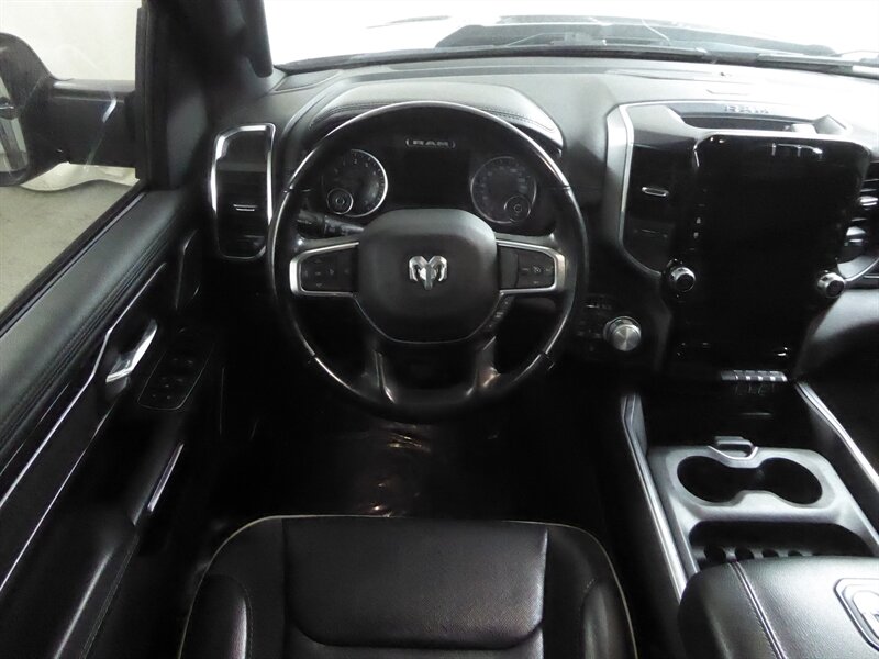 2022 RAM 1500 - Image 8