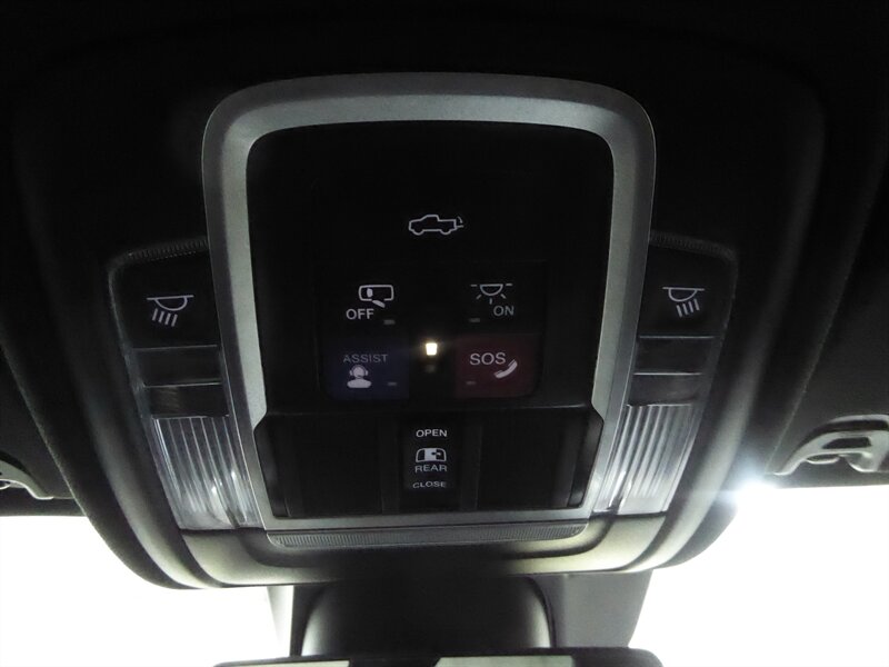 2022 RAM 1500 - Image 17