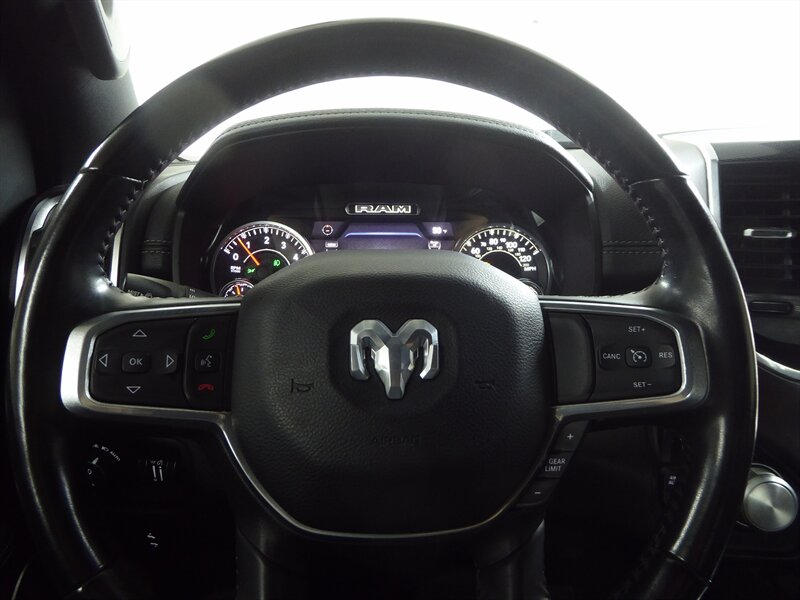 2022 RAM 1500 - Image 9