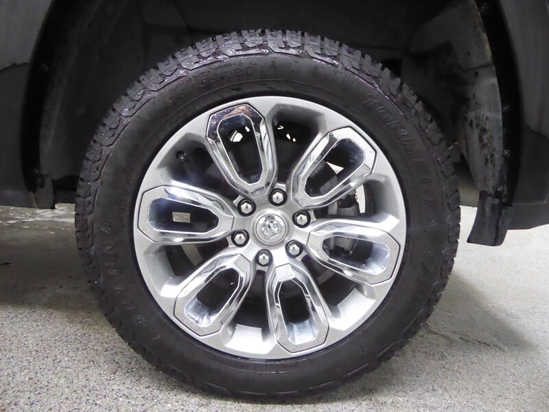 2022 RAM 1500 - Image 36