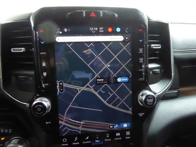 2022 RAM 1500 - Image 13