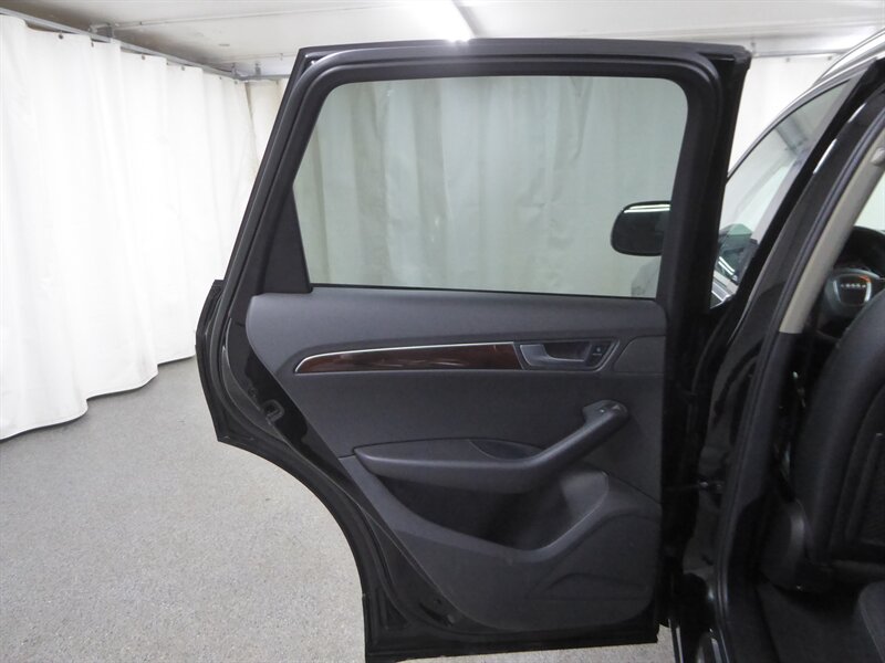 2012 AUDI Q5 - Image 28