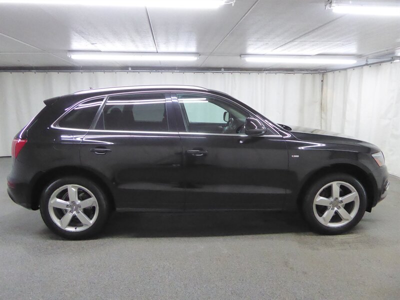 2012 AUDI Q5 - Image 8