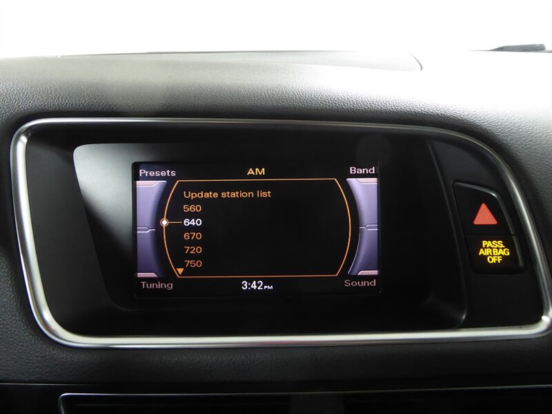 2012 AUDI Q5 - Image 14