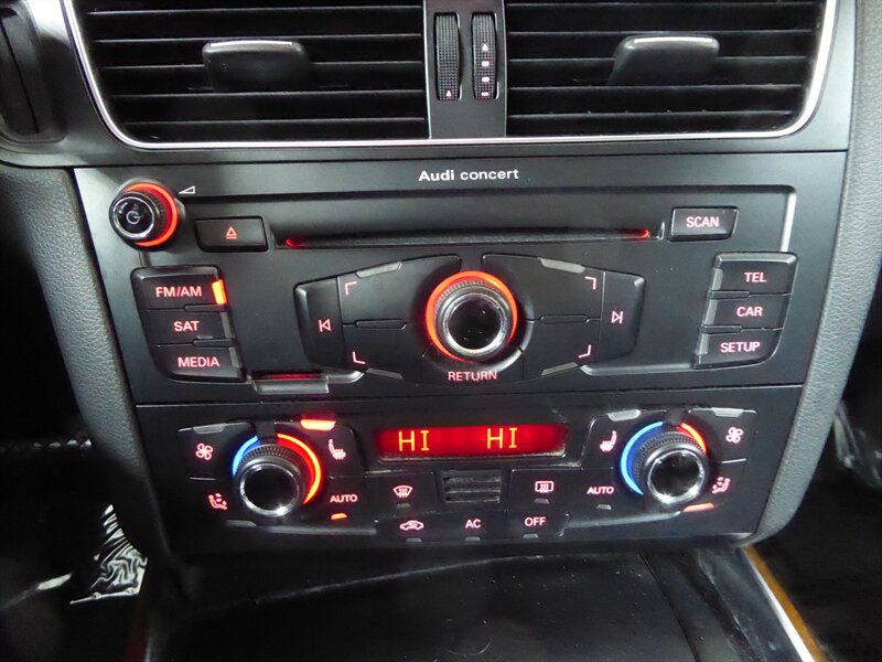 2012 AUDI Q5 - Image 15