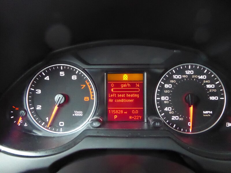 2012 AUDI Q5 - Image 12