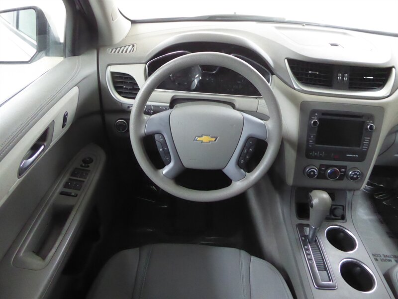 2017 CHEVROLET TRAVERSE - Image 10