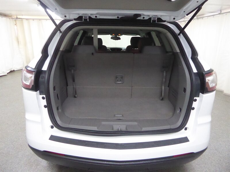 2017 CHEVROLET TRAVERSE - Image 33