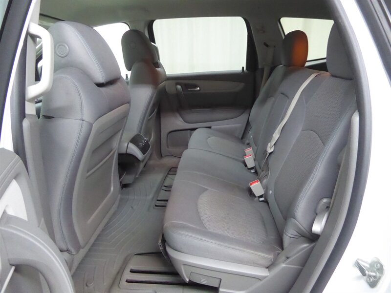 2017 CHEVROLET TRAVERSE - Image 26