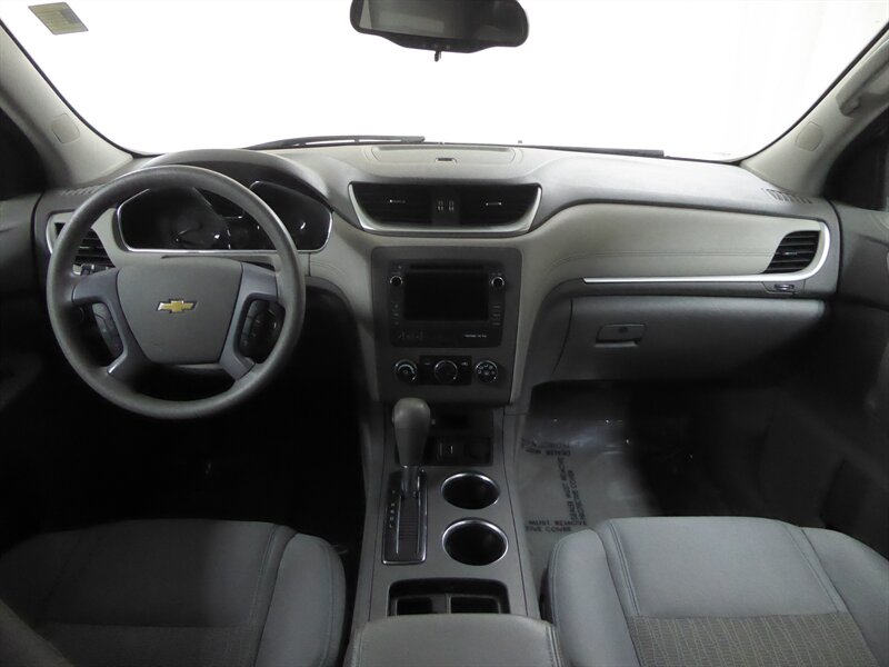2017 CHEVROLET TRAVERSE - Image 9