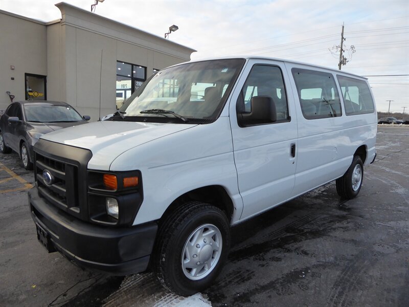 2013 FORD E-350 - Image 3