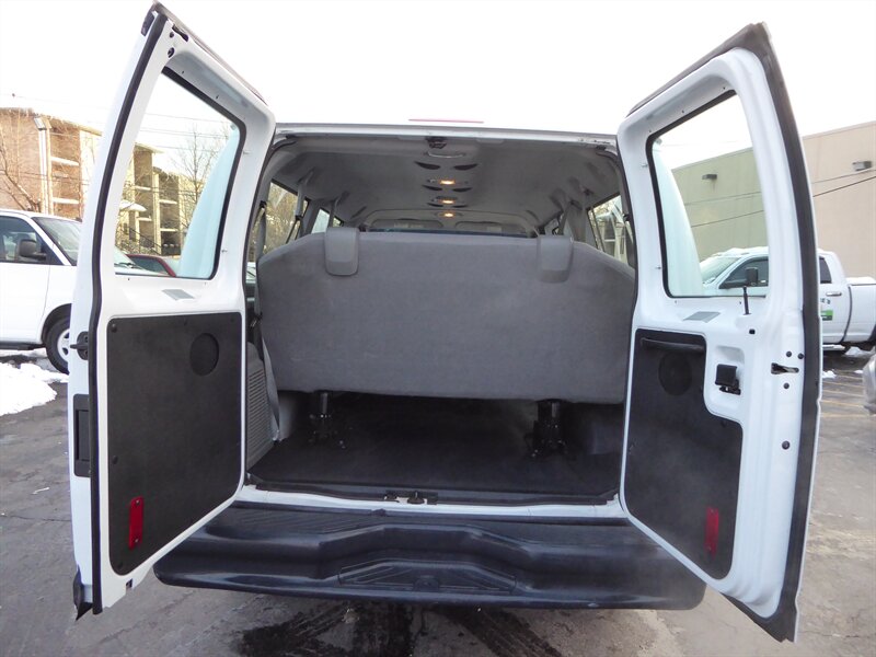 2013 FORD E-350 - Image 25