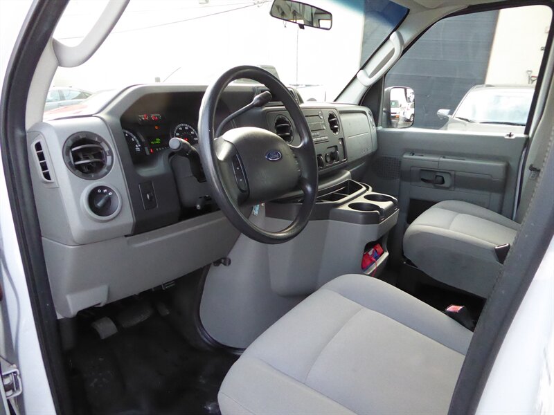 2013 FORD E-350 - Image 15