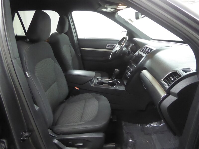 2019 FORD EXPLORER - Image 25