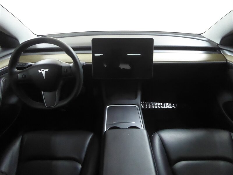 2023 TESLA MODEL 3 - Image 9