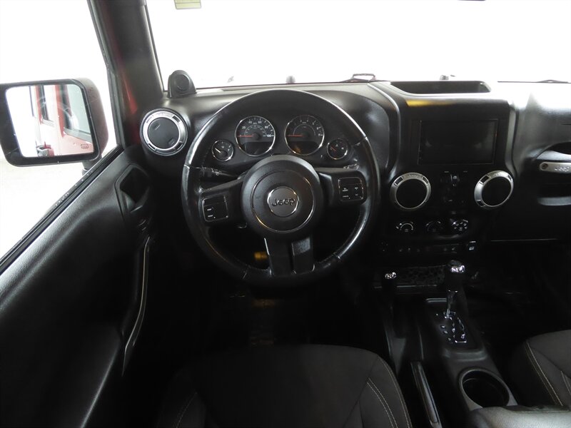2014 JEEP WRANGLER - Image 10