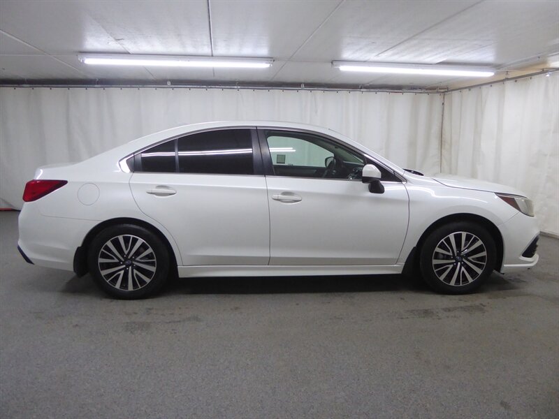 2019 SUBARU LEGACY - Image 7