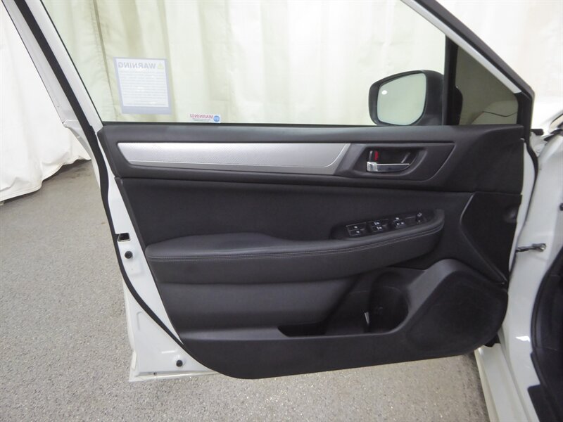 2019 SUBARU LEGACY - Image 20