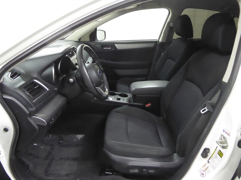 2019 SUBARU LEGACY - Image 19