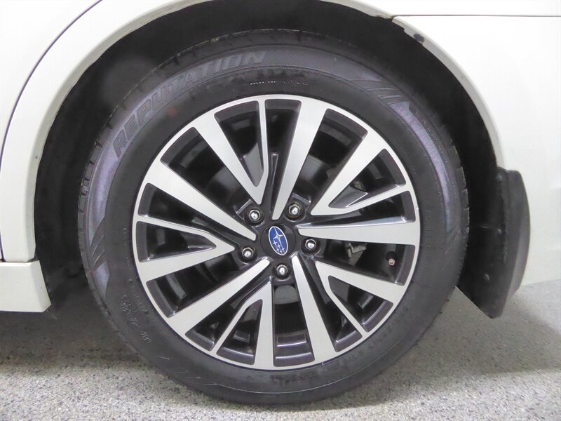 2019 SUBARU LEGACY - Image 32