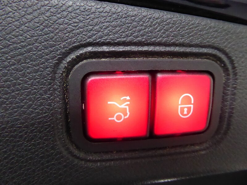 2018 MERCEDES-BENZ E-CLASS - Image 32