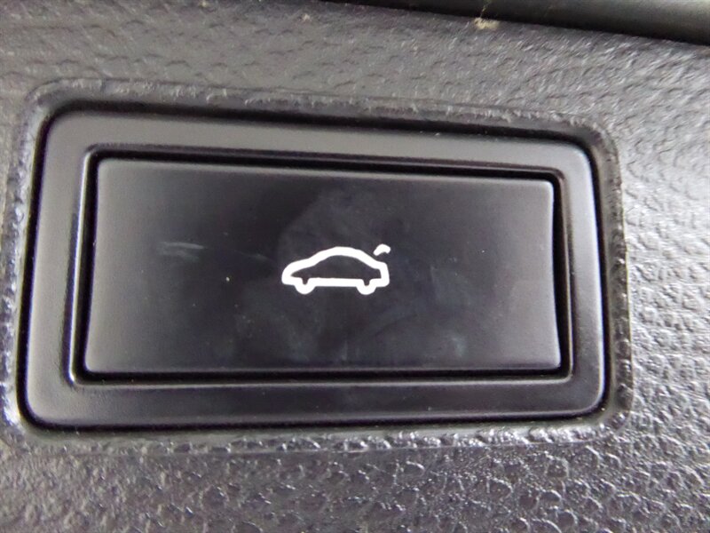 2008 VOLKSWAGEN PASSAT - Image 31