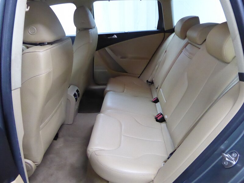 2008 VOLKSWAGEN PASSAT - Image 25