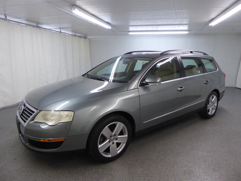 2008 VOLKSWAGEN PASSAT - Image 3