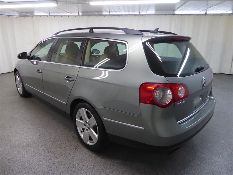 2008 VOLKSWAGEN PASSAT - Image 5