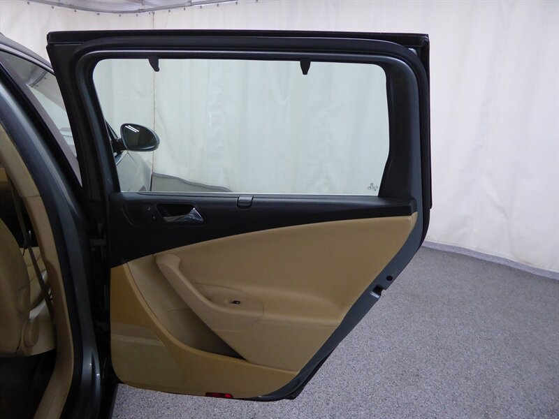 2008 VOLKSWAGEN PASSAT - Image 29