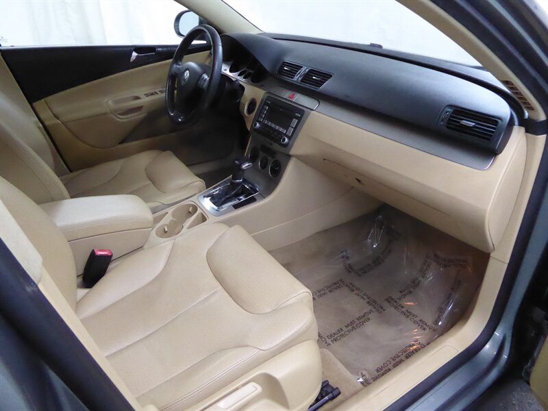 2008 VOLKSWAGEN PASSAT - Image 20