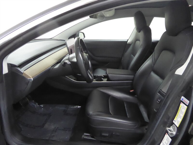 2018 TESLA MODEL 3 - Image 20