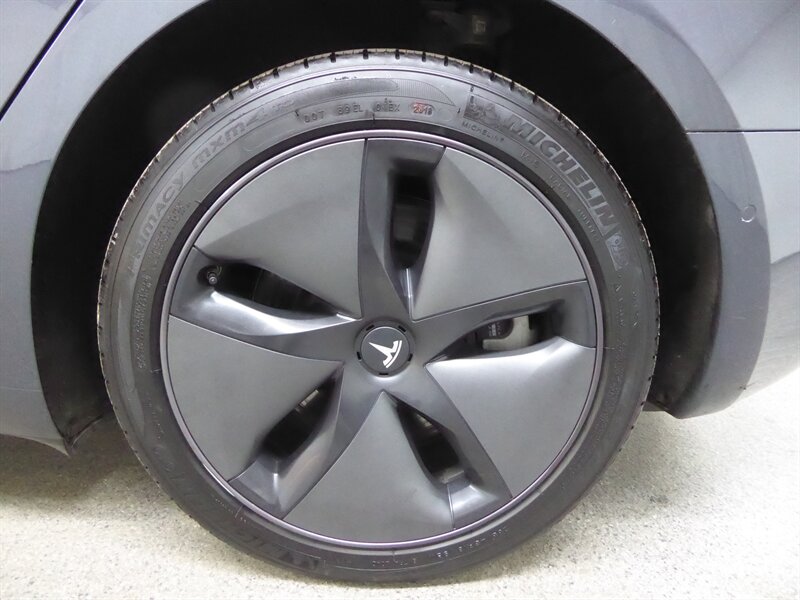 2018 TESLA MODEL 3 - Image 33
