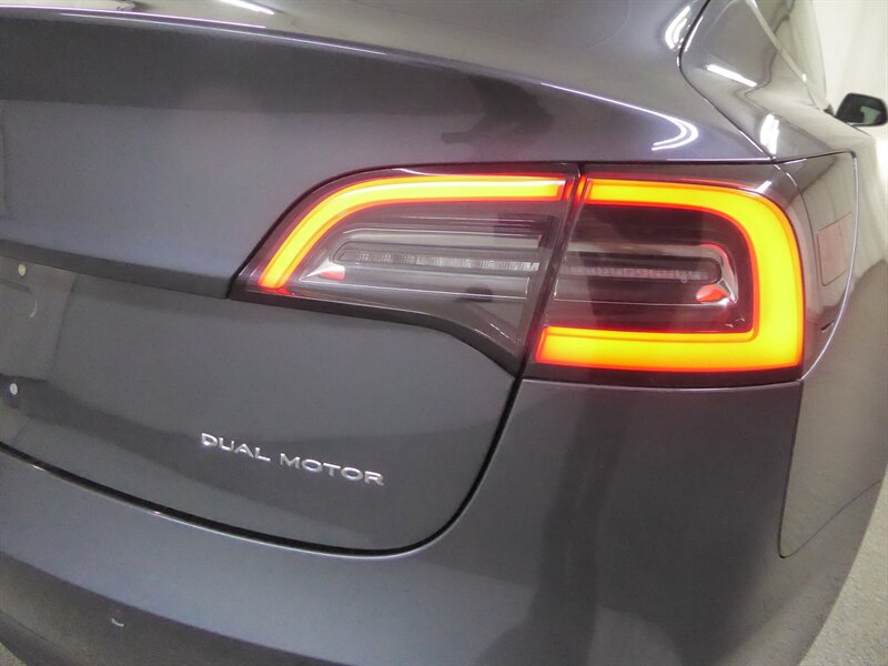 2018 TESLA MODEL 3 - Image 35