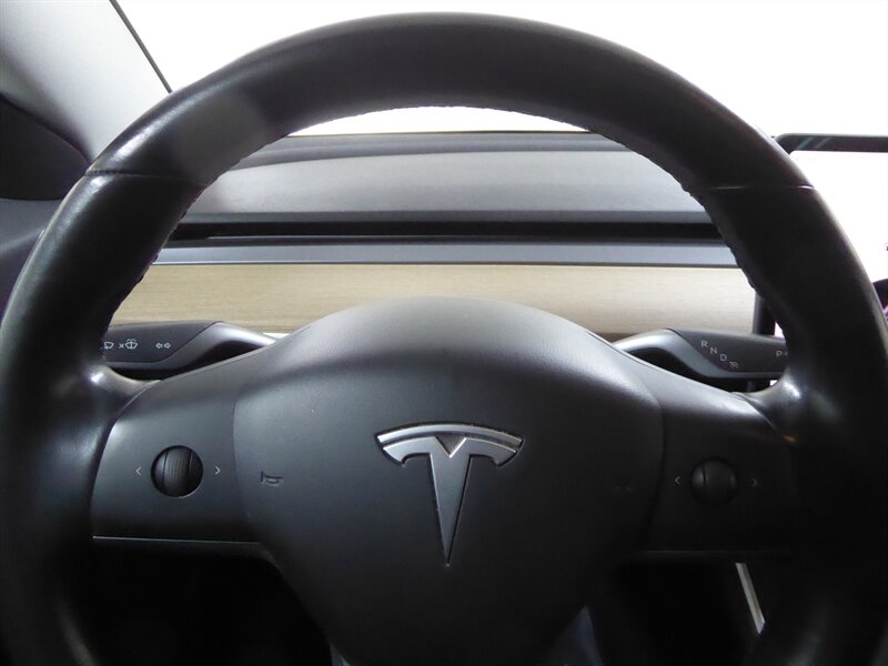 2018 TESLA MODEL 3 - Image 11