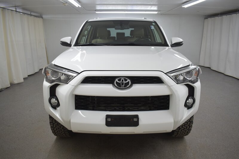 2014 Toyota 4Runner SR5  