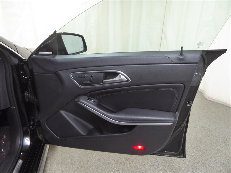 2014 MERCEDES-BENZ CLA-CLASS - Image 28