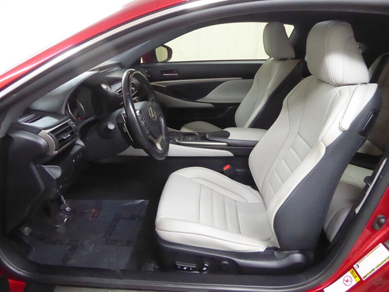 2015 LEXUS RC - Image 21