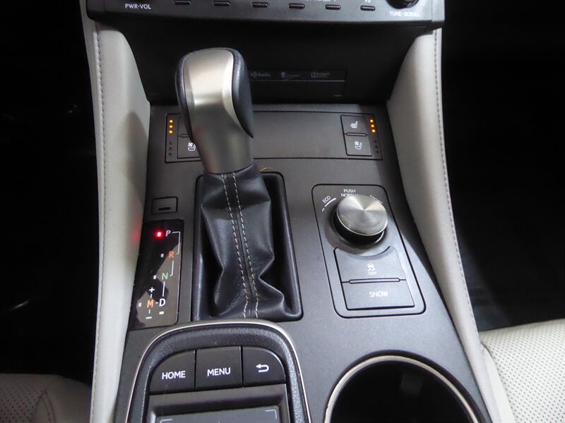 2015 LEXUS RC - Image 17