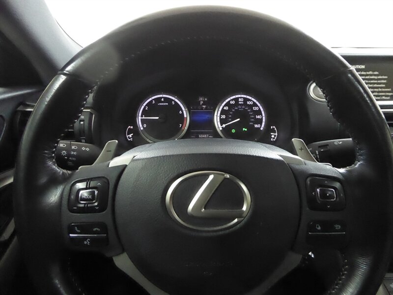 2015 LEXUS RC - Image 11