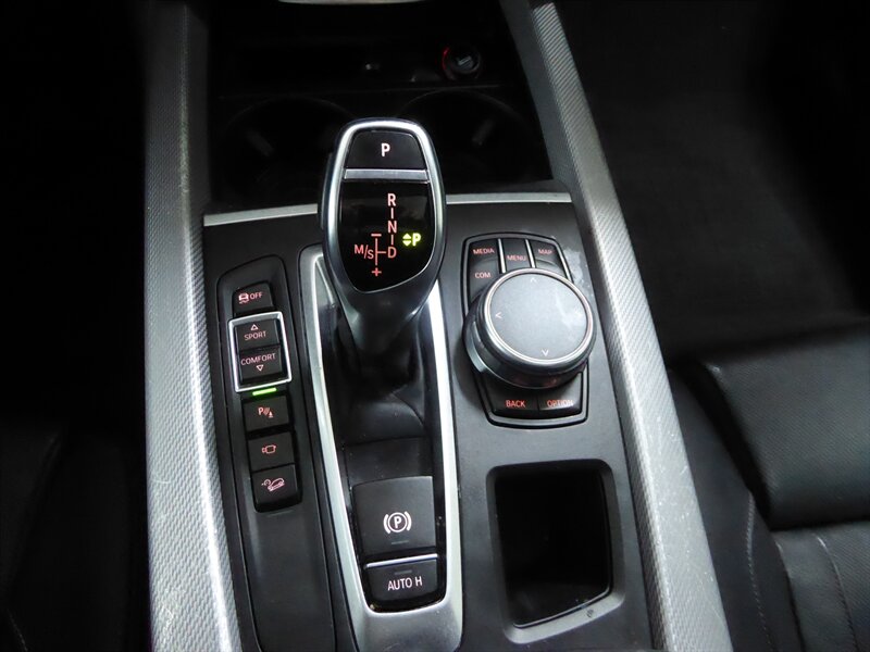 2018 BMW X5 - Image 17
