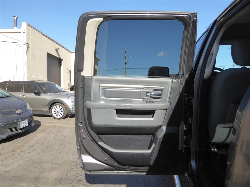 2014 RAM 2500 - Image 28